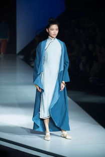 破而后立 2018北服時(shí)裝周“屮”字密碼與服飾傳承之美